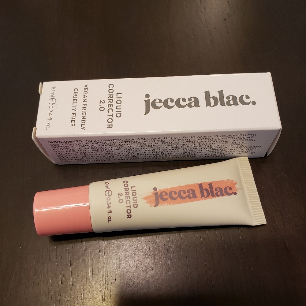 Makeup bundle - Picture 4 of 4